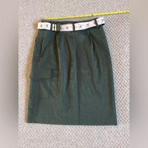 Khaki green skirt with cargo pocket and belt Sz 6